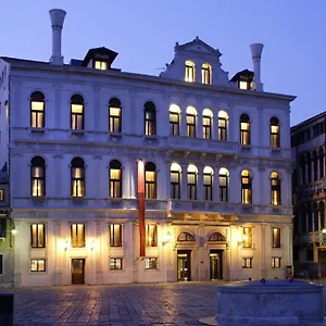 **** מלון Ruzzini Palace איטליה