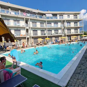 Alessandra Appart hôtel Domaso