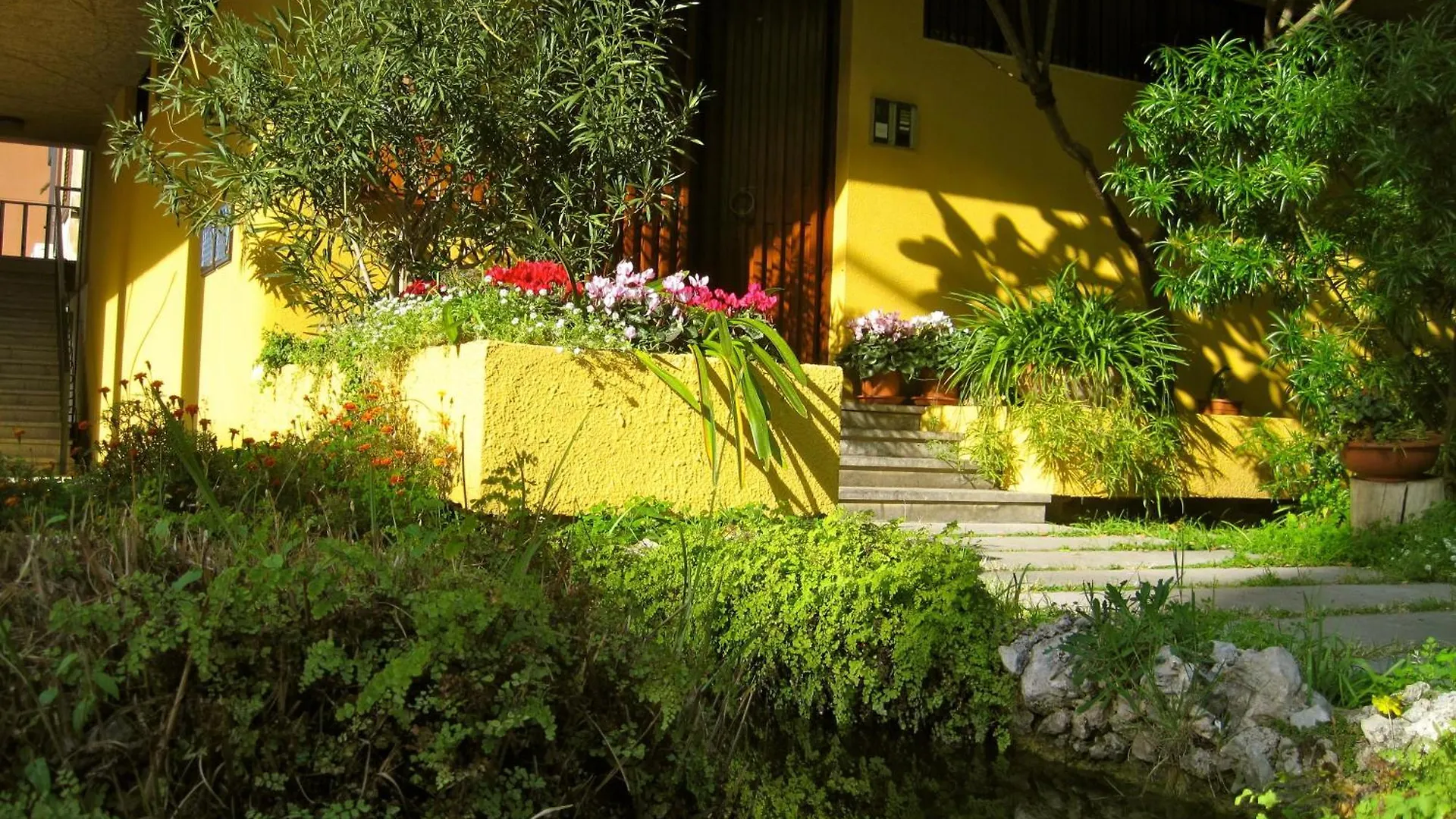 Lirma B&B Cefalu 0*,